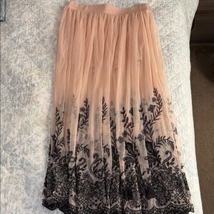 Torrid Black and Cream Embroidered Maxi Skirt